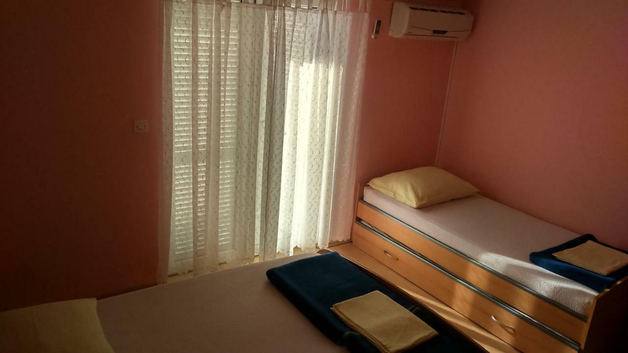 Apartman Lea Tucepi Exterior photo